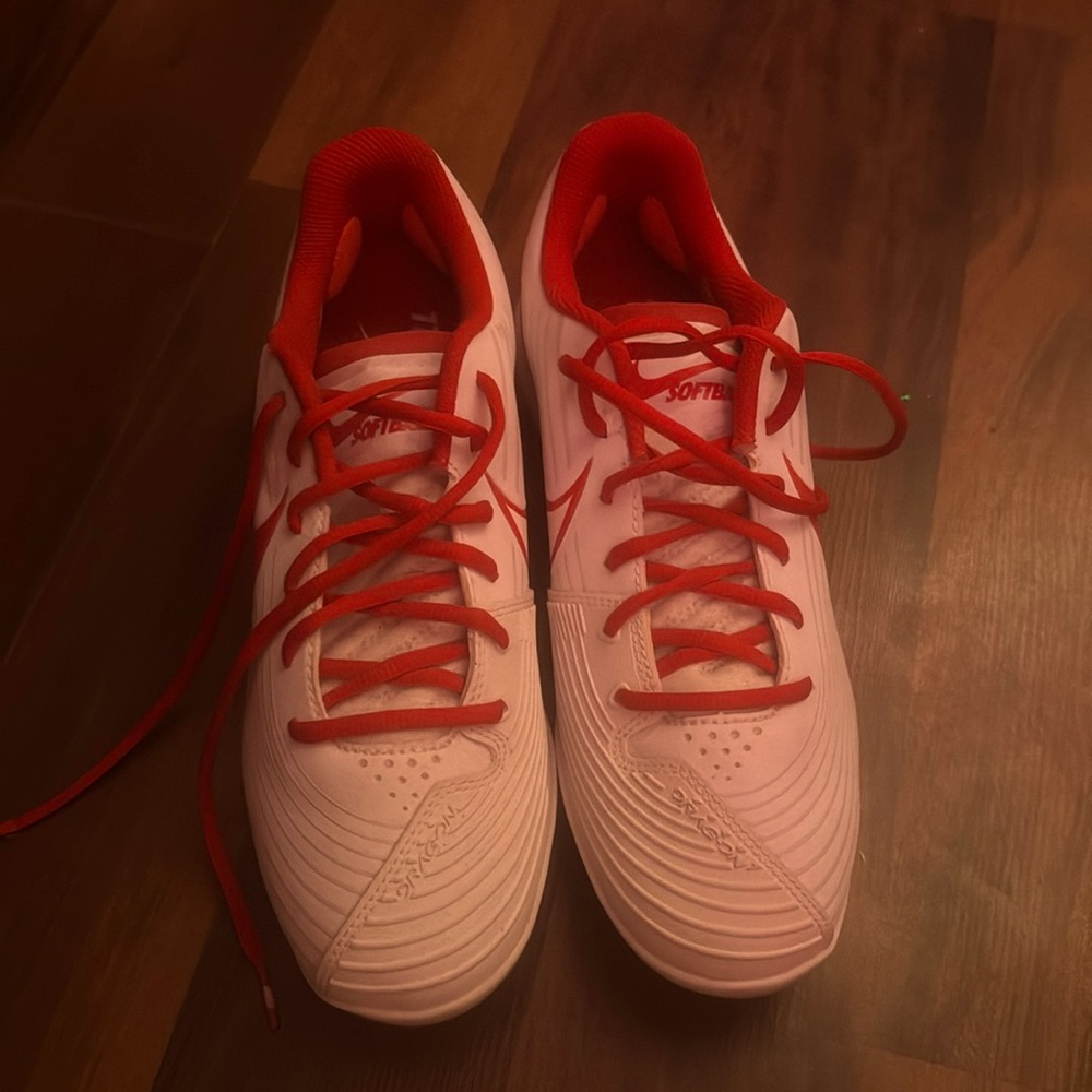 Nike Metal softball cleats